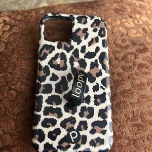 Loopy case 12 pro leopard print
